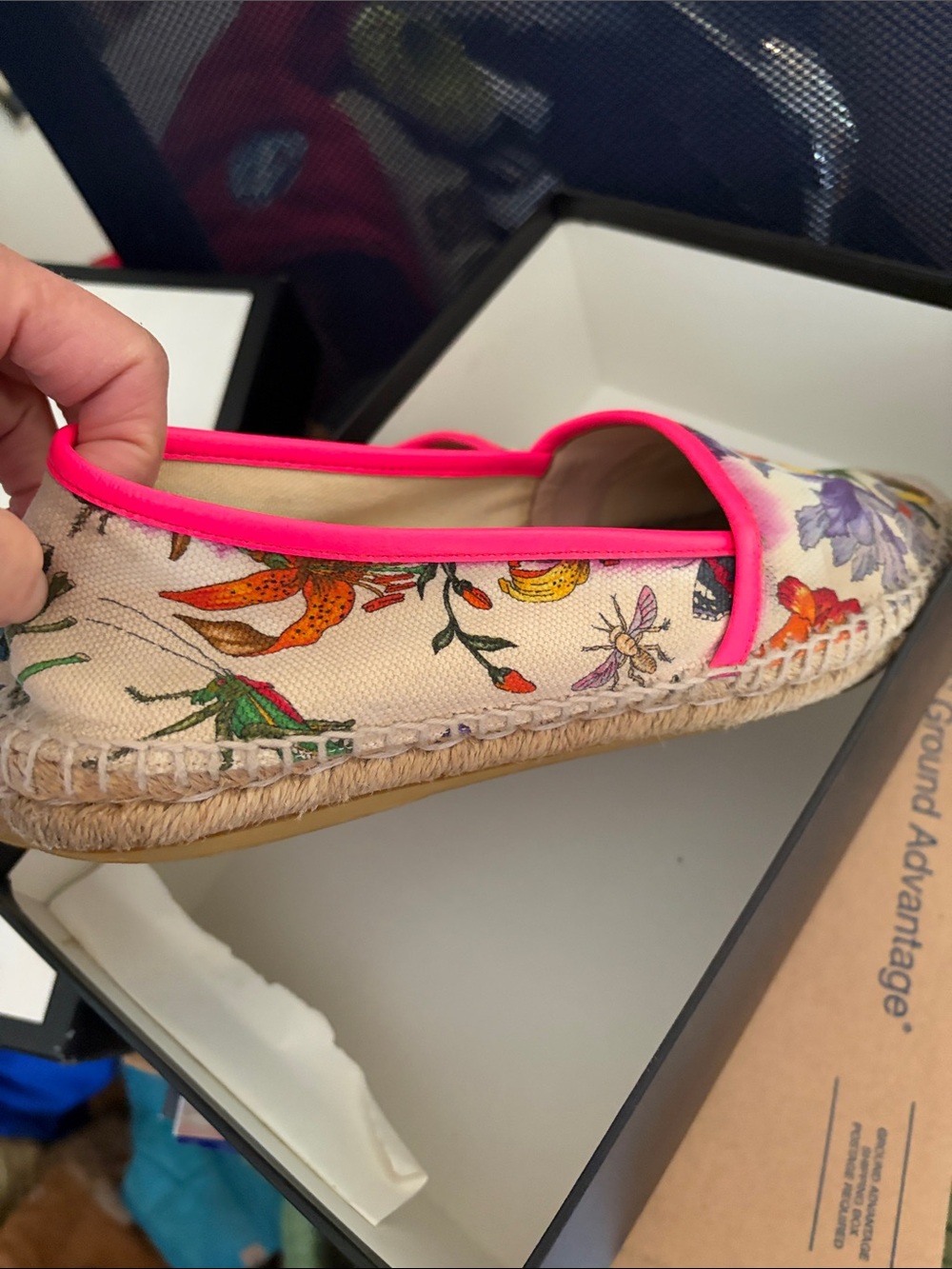 Gucci Floral Canvas Espadrilles with Hot Pink Trim - Picture 4 of 8